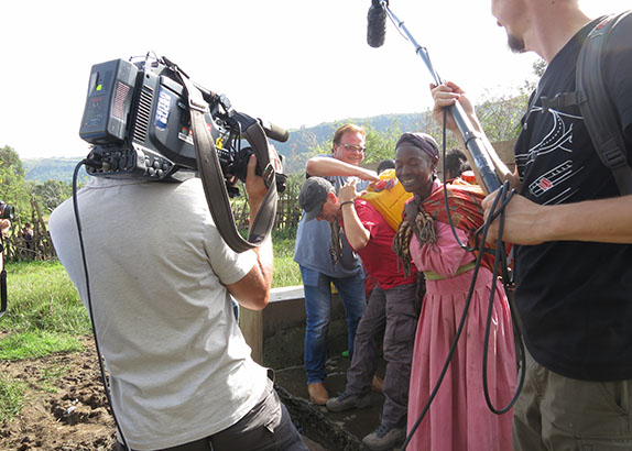 ORF-Team bei Aufnahmen (Foto)